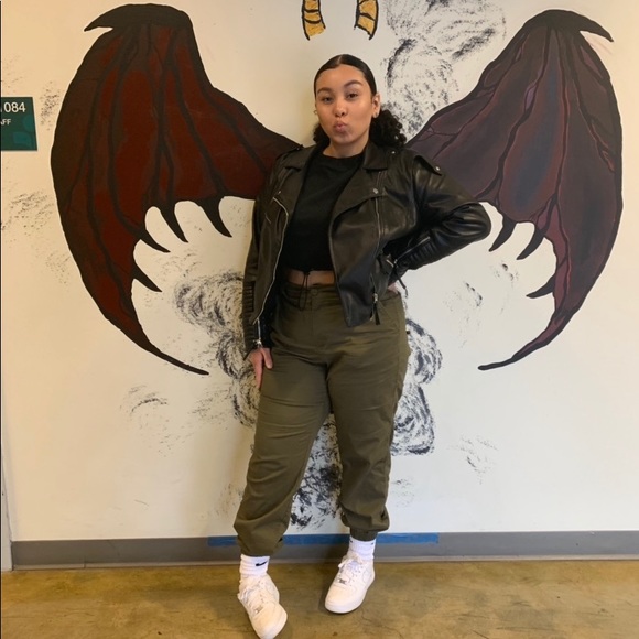 Cargo pants - Picture 1 of 2